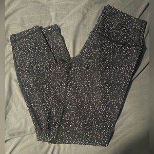 Lululemon Wunder Under 6